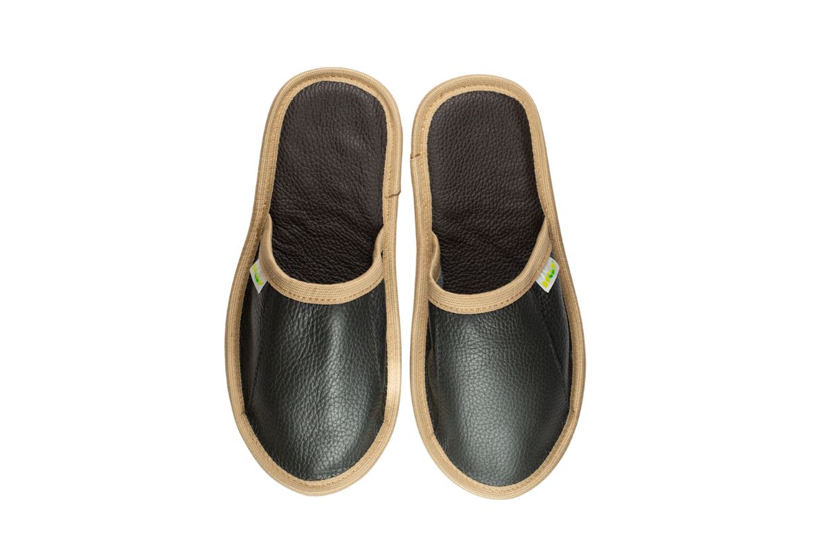 Slide Black