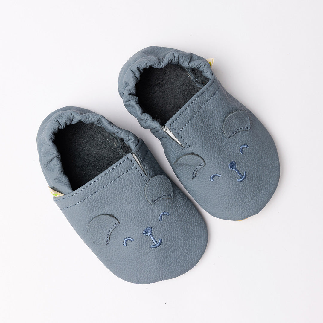 Bear-foot Blue