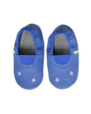 Barefoot Friendly Boat